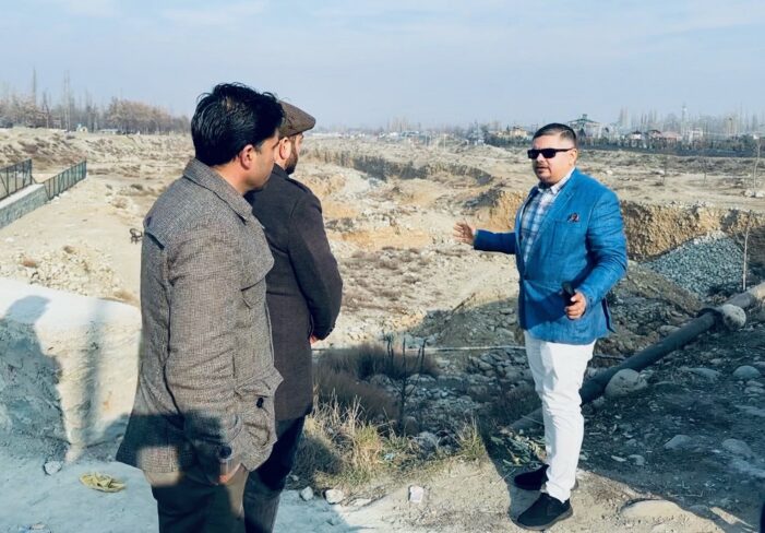 Secretary Mining directs for strict action against defaulters during site visits in Kashmir