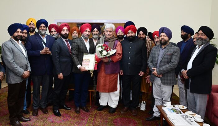 28-member Sikh delegation led by Ajit Singh, Chairman, AJKSCC calls on Lt Governor