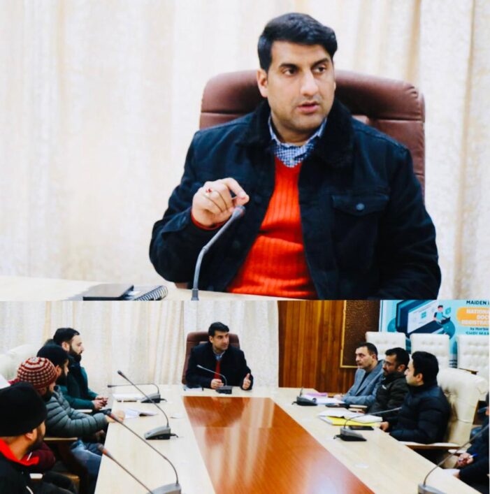 DC Srinagar reviews implementation of PMAY-Urban scheme