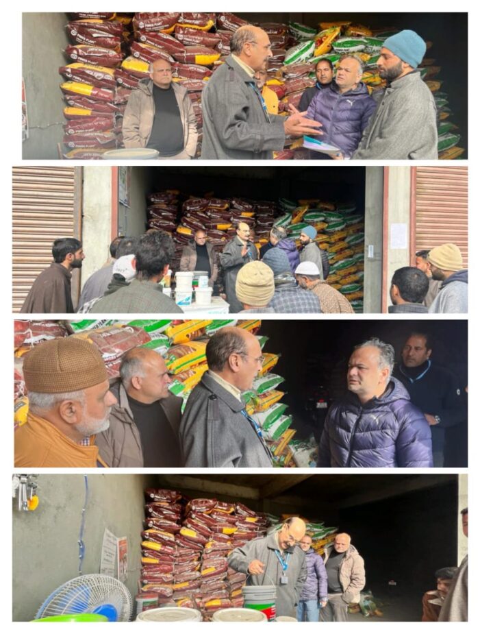 Director Agriculture inspects various pesticides & fertilizer dealers in South Kashmir