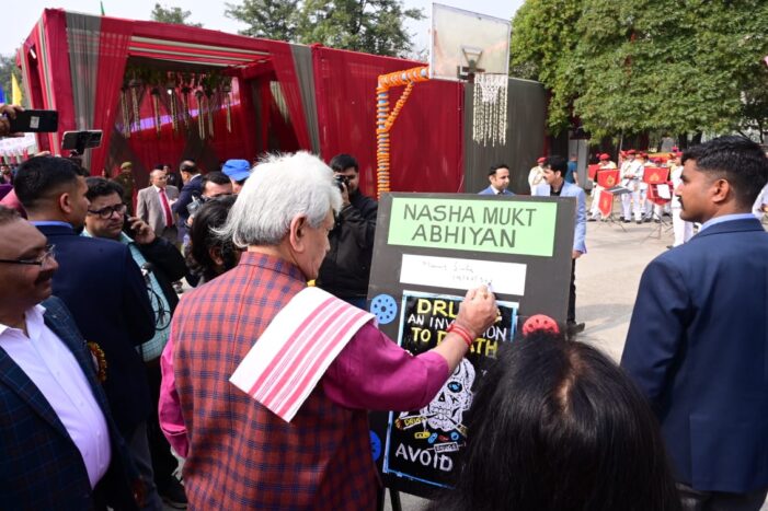 Lt Governor inaugurates 33rd Police-Public Mela in Jammu