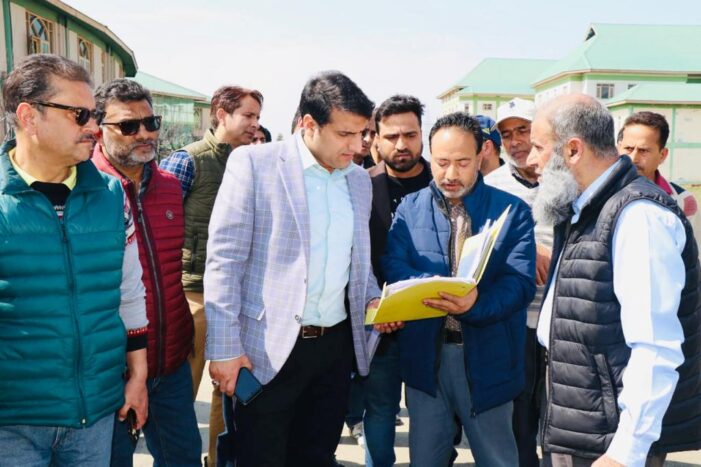 DC Srinagar conducts inspection of ongoing works taken up under National Clean Air Programme (NCAP)