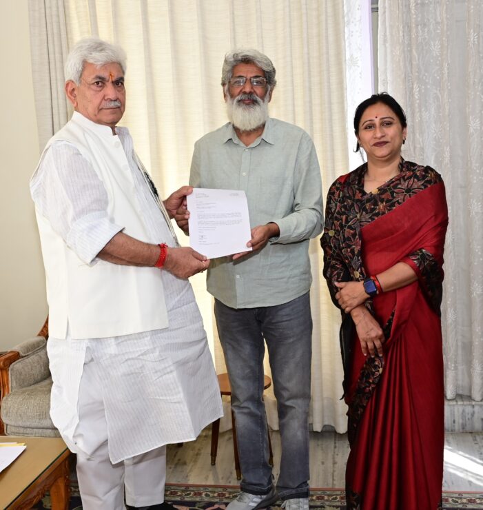 Former Legislator, Sculptor call on Lt Governor