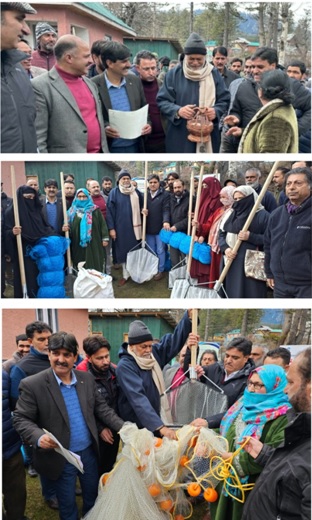 Union Minister visits Trout Rearing unit, Tangmarg