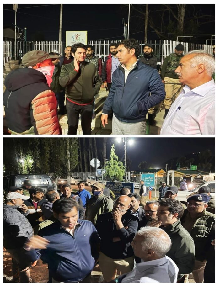 Div Com Kashmir conducts late night site visit of ongoing  SSCL projects of  Srinagar city
