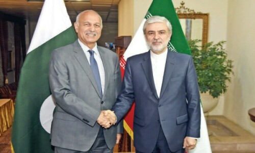 Proposal to revive cargo train with Iran, Turkiye