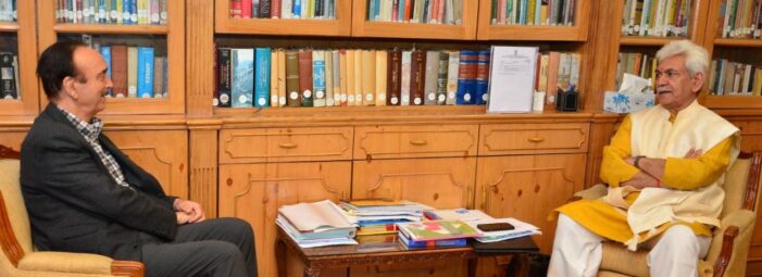 Ghulam Nabi Azad calls on Lt Governor