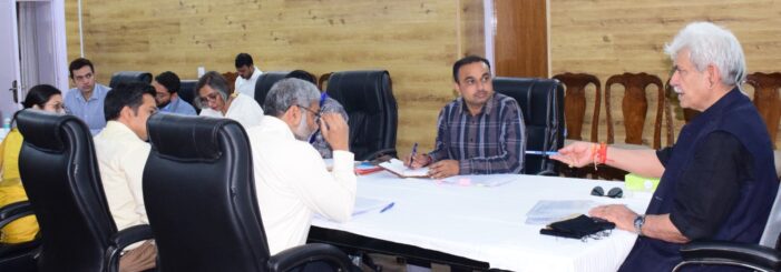 Lt Governor Chairs High-level Meeting on Boosting Investment