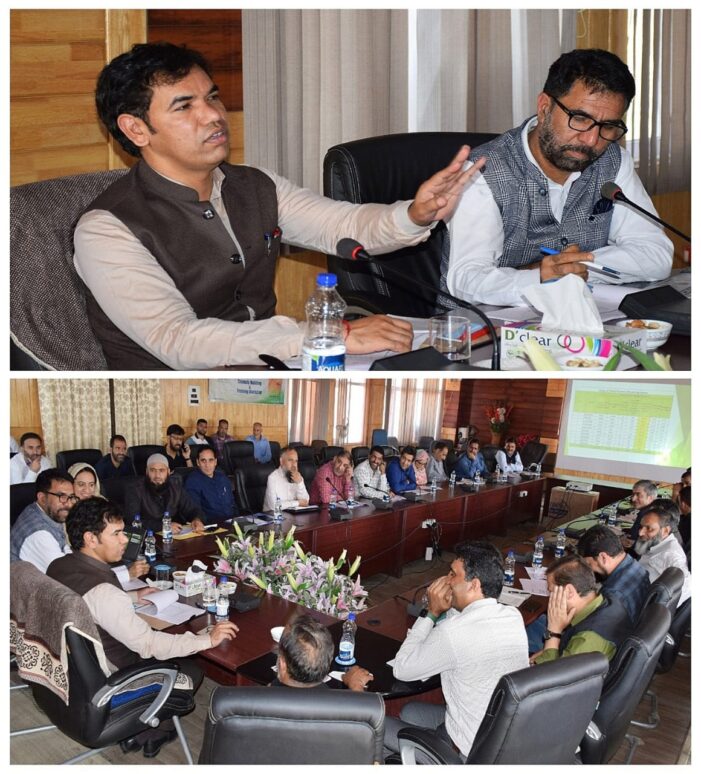 Div Com Kashmir reviews overall performance of Horticulture, RDD departments