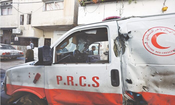 Gunfire, air strikes shake Khan Yunis as Israel pushes south