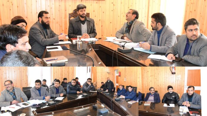 DC Ganderbal reviews successful implementation of PM Vishwakarma Scheme