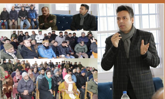 DC Srinagar holds Public Grievance Redressal Camp at Lasjan; listens to public grievances