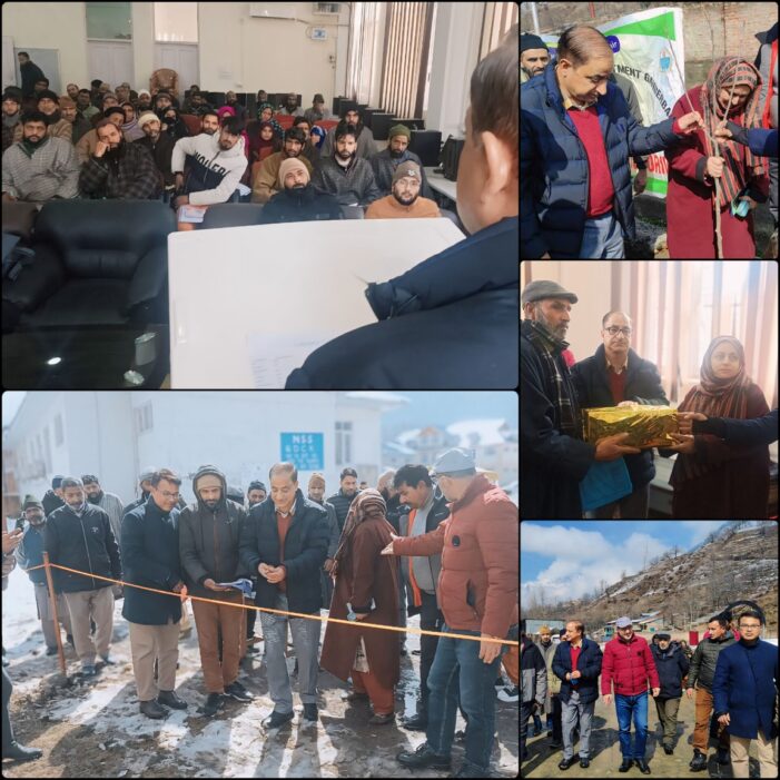 Director Sericulture visits Kangan; promotes Silkworm Rearing, hand holding extended by deptt