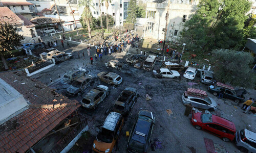 Israel besieges two more Gaza hospitals