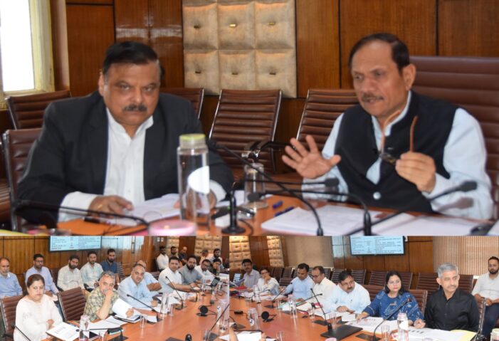 Advisor Bhatnagar reviews performance of School Education Deptt