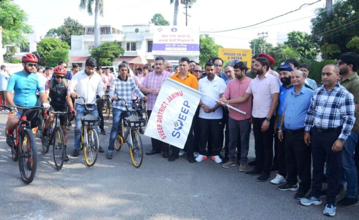 Jammu Smart City organises bicycle rally to promote voter awareness