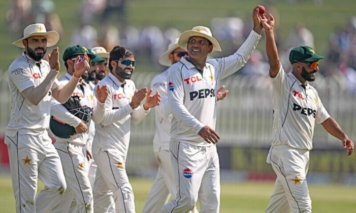 Pakistan win Test series on home soil after 3 years, down England 2-1