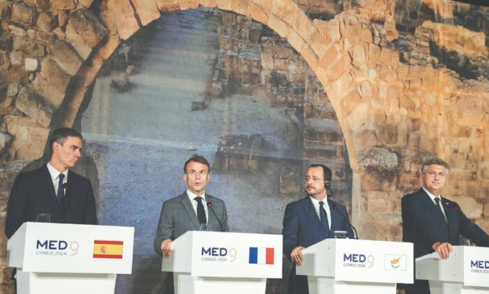 Spanish PM calls for halt to arms for Israel